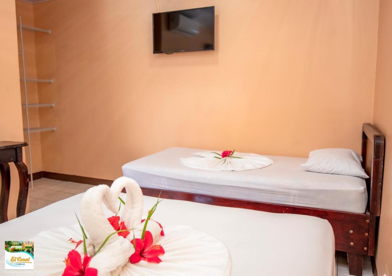 Hotel Y Cabinas El Coral Jaco Luaran gambar